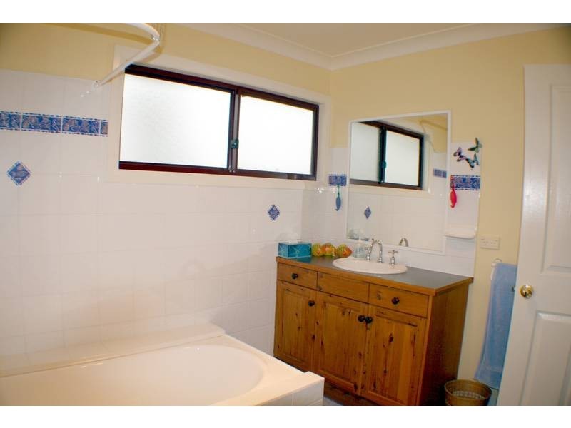 4 Girvan Pl Tyrolean Village, Jindabyne NSW 2627