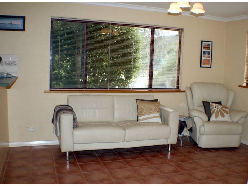 4 Girvan Pl Tyrolean Village, Jindabyne NSW 2627