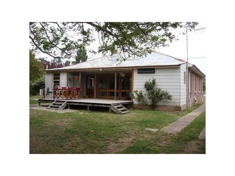 21 Oliver Street, Berridale NSW 2628
