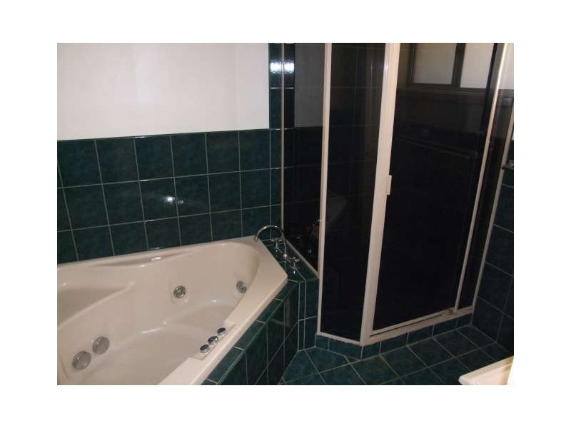 a/8 Pine, Kununurra WA 6743