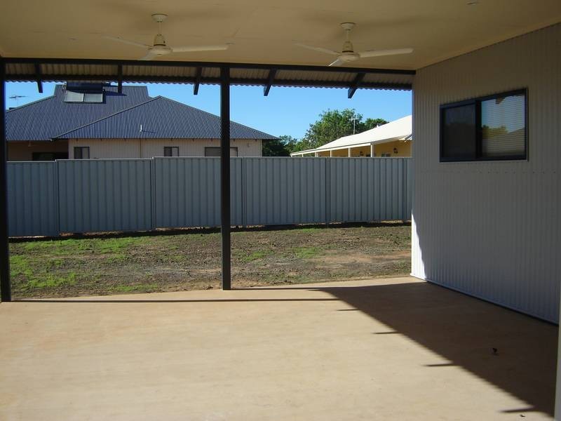 15 Barding Loop, Kununurra WA 6743