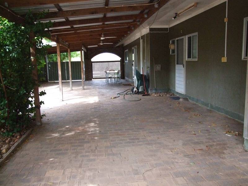 6 Boobialla Street, Kununurra WA 6743