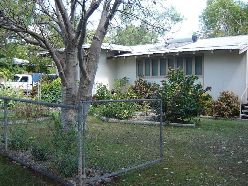 4 Rosewood Avenue, Kununurra WA 6743