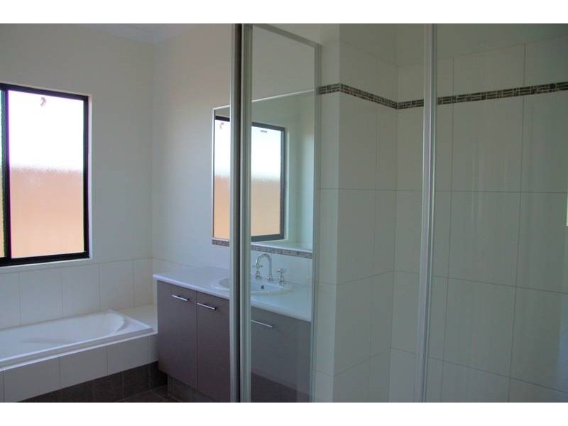 10 Emu Apple Street, Kununurra WA 6743