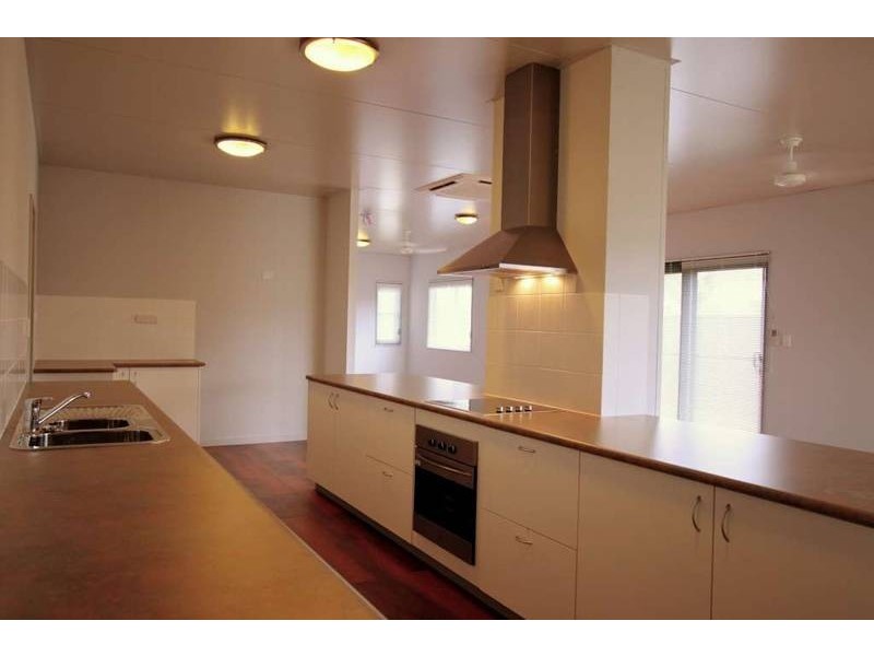 10 Ghost Gum, Kununurra WA 6743