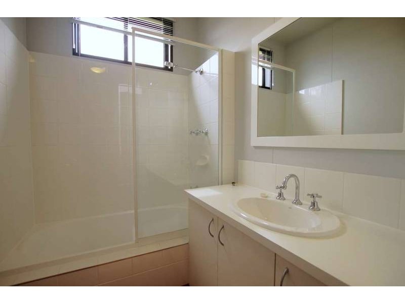 10 Ghost Gum, Kununurra WA 6743