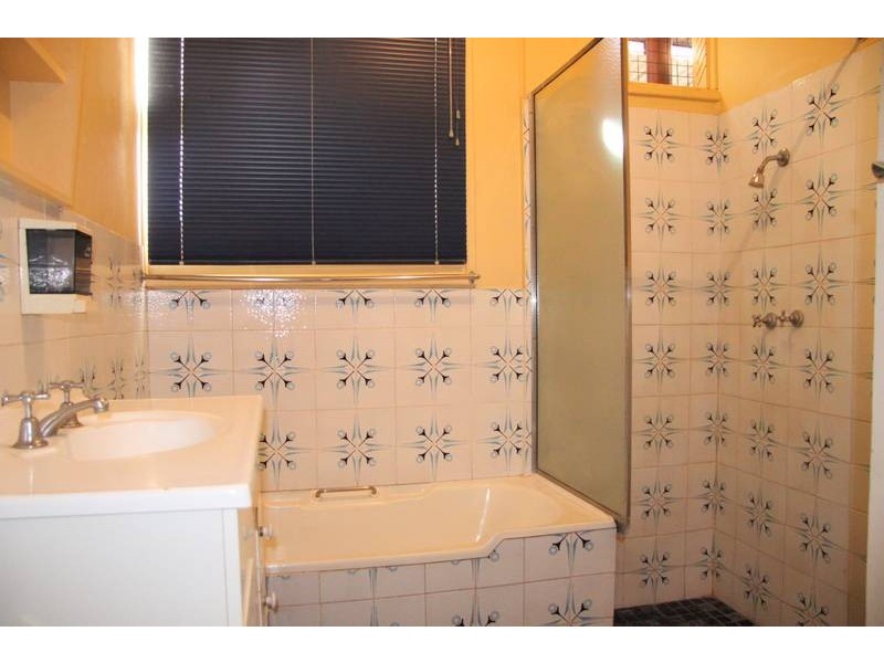 11 Kurrajong Street, Kununurra WA 6743