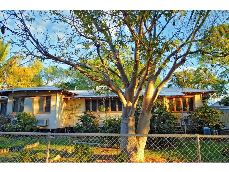 4 Rosewood Ave, Kununurra WA 6743