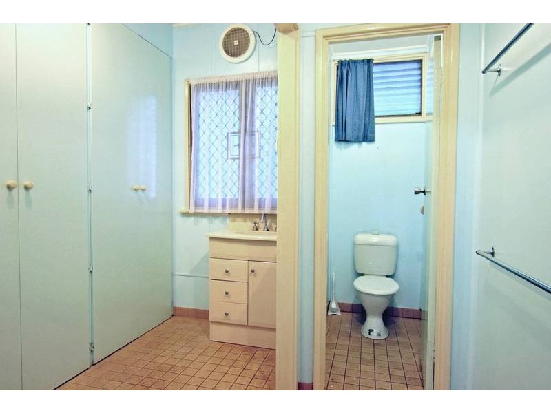 4 Rosewood Ave, Kununurra WA 6743