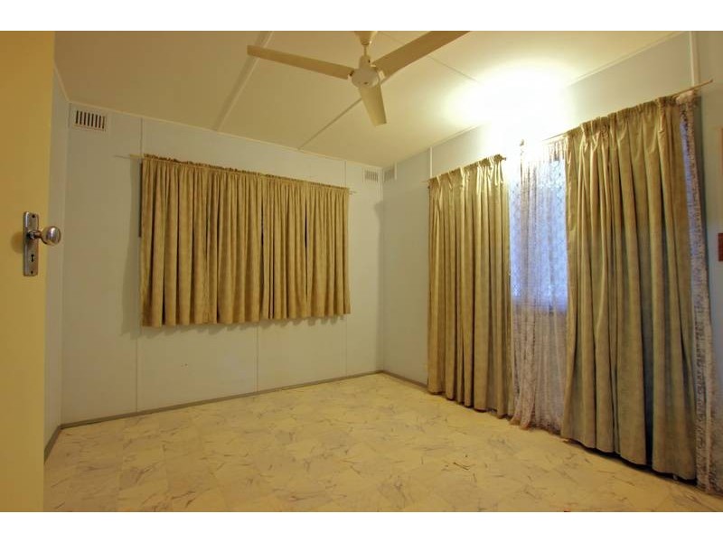 4 Rosewood Ave, Kununurra WA 6743