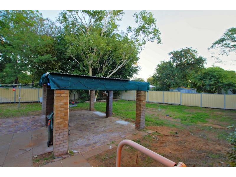 4 Rosewood Ave, Kununurra WA 6743