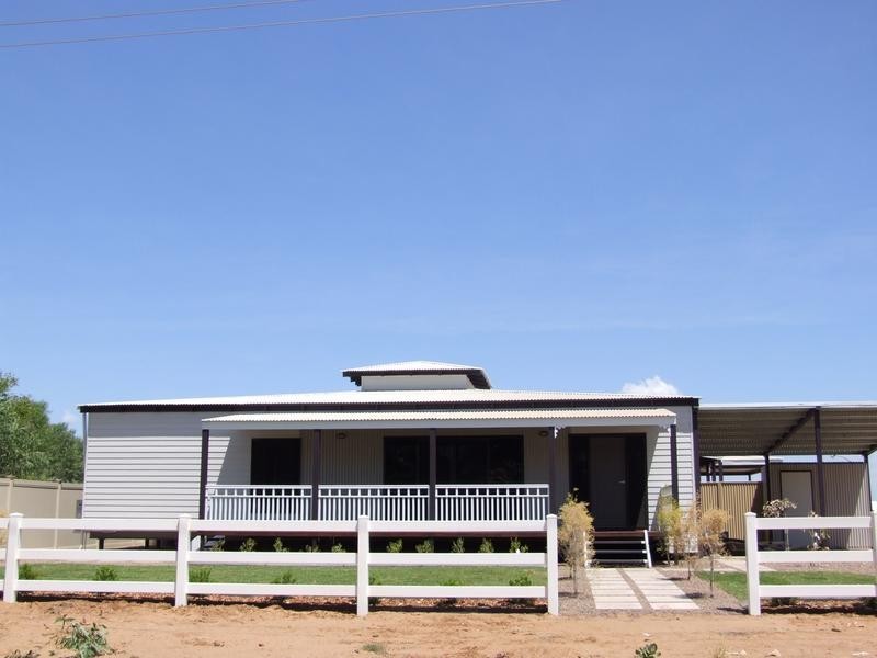 1/12 Banyan Street, Kununurra WA 6743