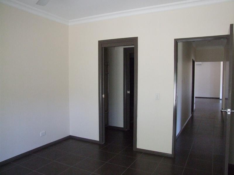 1/12 Banyan Street, Kununurra WA 6743