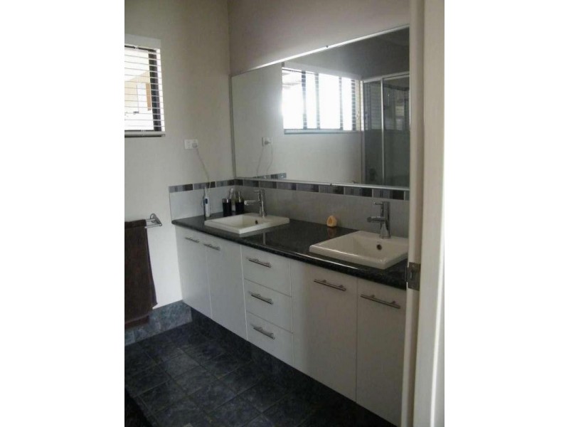 6 Quondong Street, Kununurra WA 6743