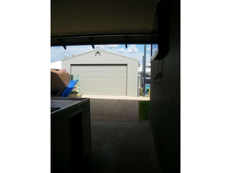 6 Quondong Street, Kununurra WA 6743