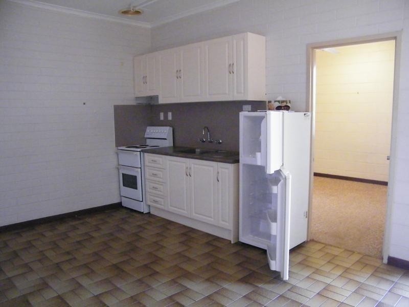 4/8 Erythrina, Kununurra WA 6743