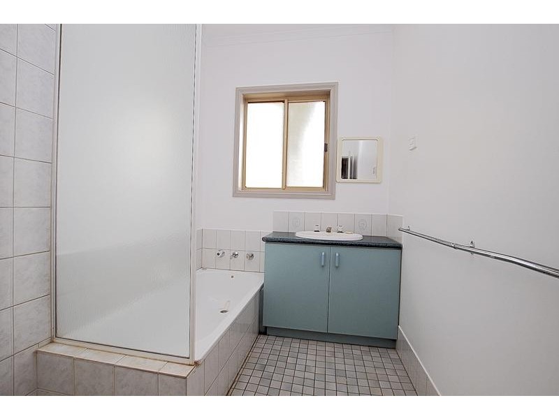 a/73 Casuarina Way, Kununurra WA 6743