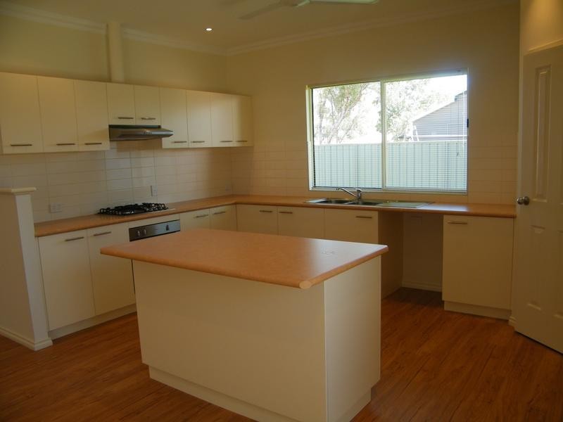 5 Lovegrass Way, Kununurra WA 6743