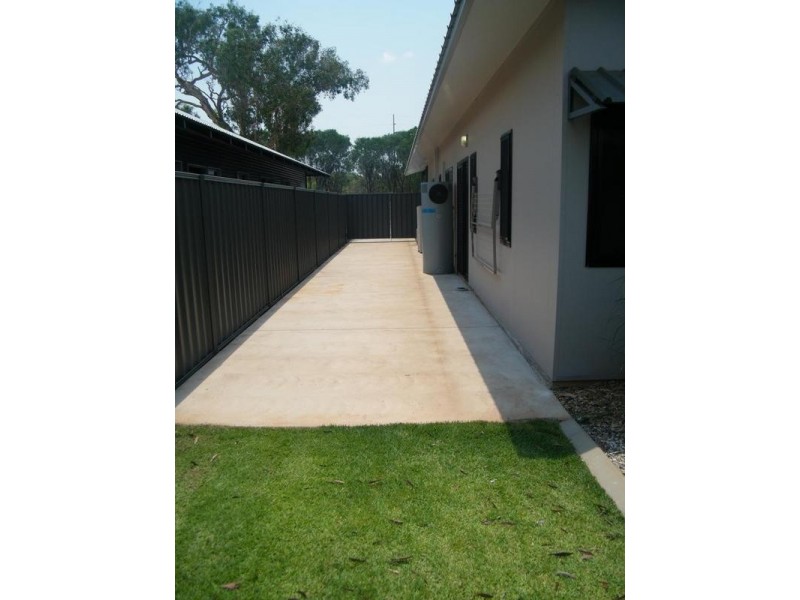 22 Tamarind Meander, Kununurra WA 6743