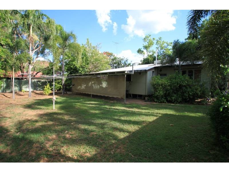 32 Nutwood Ave, Kununurra WA 6743