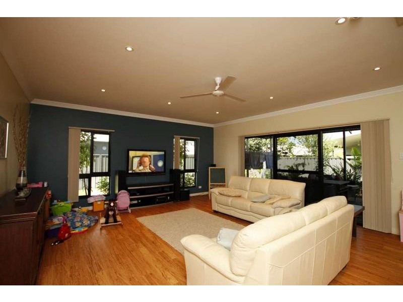 2 Emu Apple Street, Kununurra WA 6743