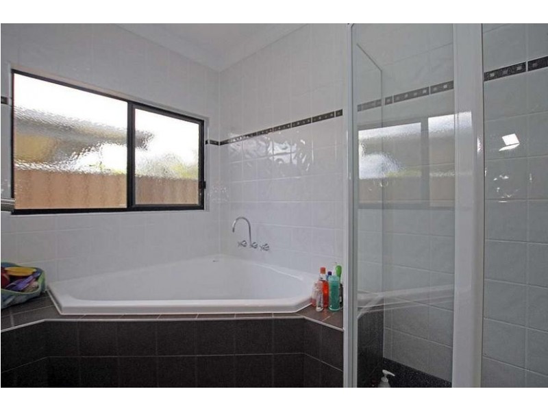 2 Emu Apple Street, Kununurra WA 6743