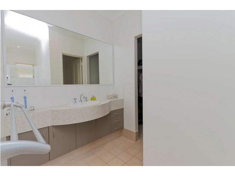 6 Gardenia Drive, Kununurra WA 6743