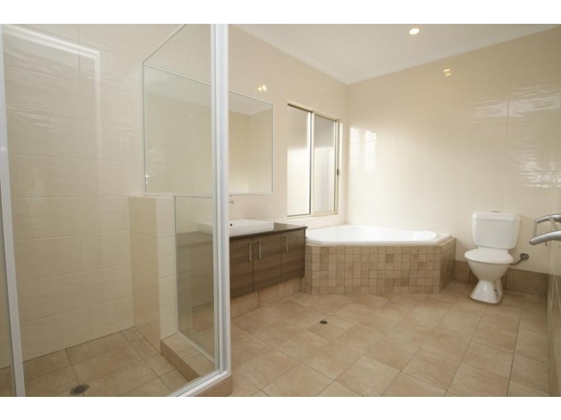 12/66 Casuarina Way, Kununurra WA 6743