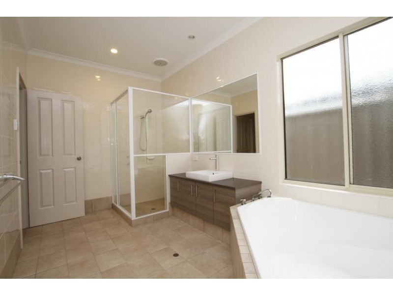 12/66 Casuarina Way, Kununurra WA 6743