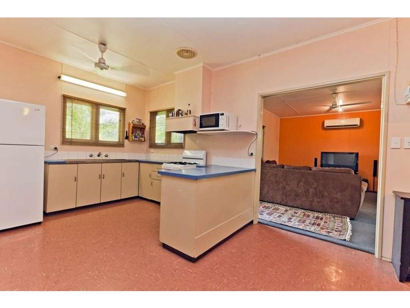 16 Woollybutt Place, Kununurra WA 6743