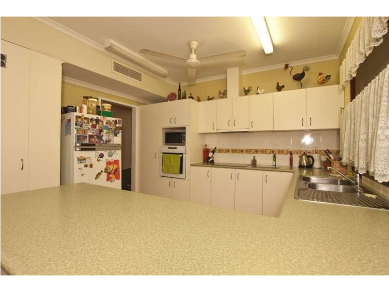 16 Water Lily Place, Kununurra WA 6743