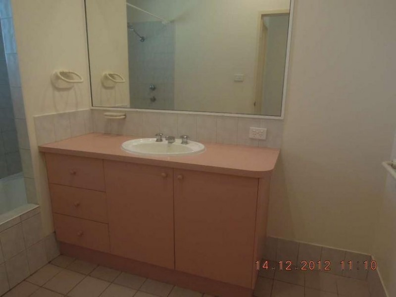 2 Cycas Close, Kununurra WA 6743