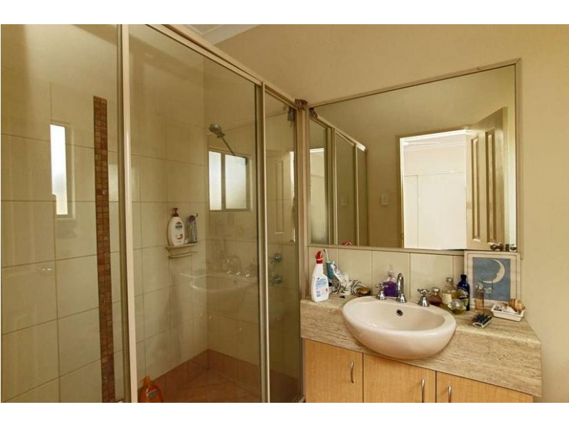 b/12 Silverbox Avenue, Kununurra WA 6743