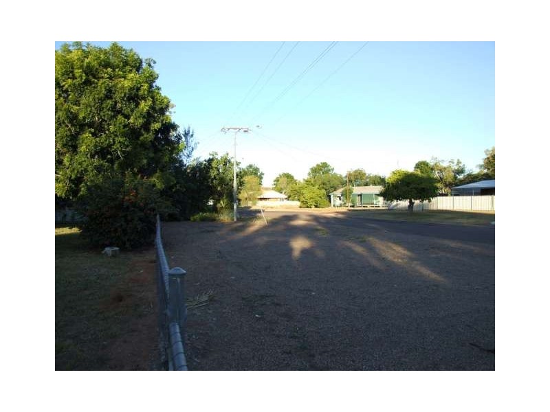 17 Carbeen Street, Kununurra WA 6743