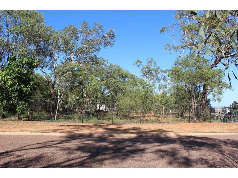 18A Salacca Loop, Kununurra WA 6743