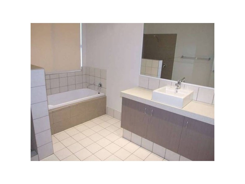 Casuarina Way, Kununurra WA 6743