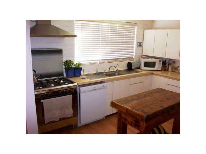 6a Dianella, Kununurra WA 6743