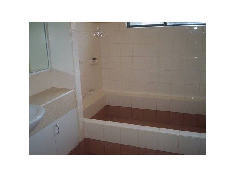 2/10 Greybox Crescent, Kununurra WA 6743