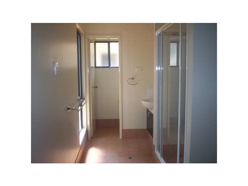 2/10 Greybox Crescent, Kununurra WA 6743