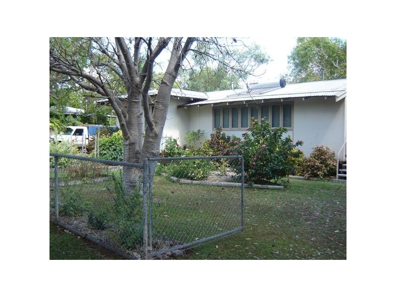 4 Rosewood Avenue, Kununurra WA 6743