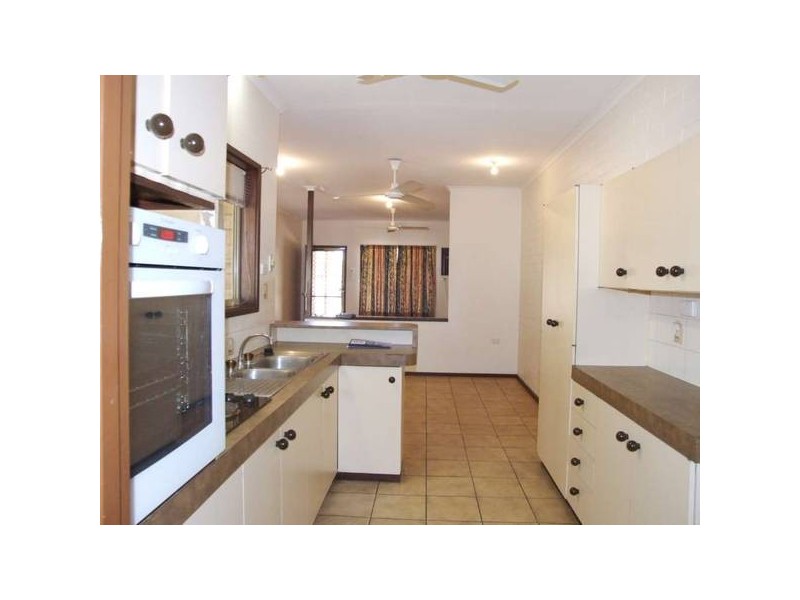 2/14 Casuarina Way, Kununurra WA 6743