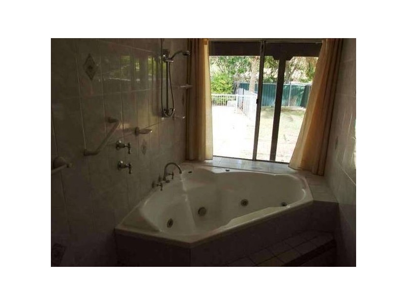 6 Koolparn court, Kununurra WA 6743