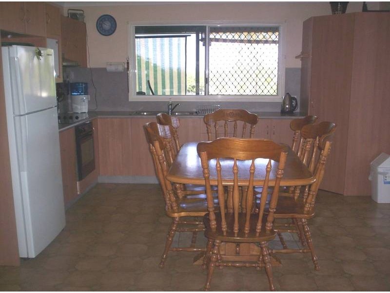 2 Ninth Avenue, Collinsville QLD 4804