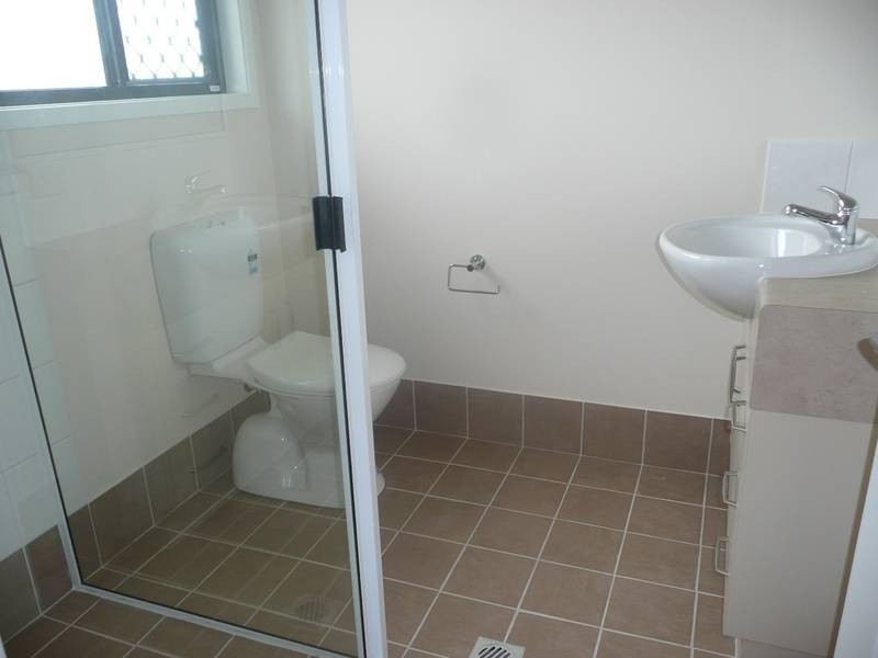 2/6 Leichhardt Street, Bowen QLD 4805