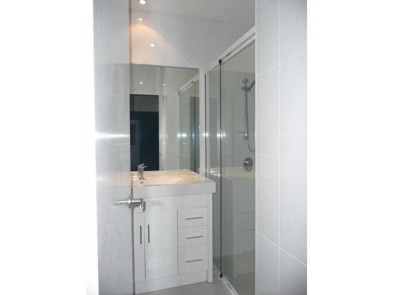 8 Gilbert Street, Bowen QLD 4805