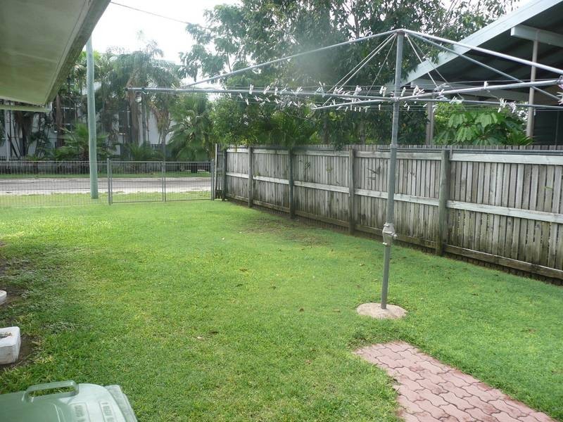 1/91 Horseshoe Bay Road, Bowen QLD 4805