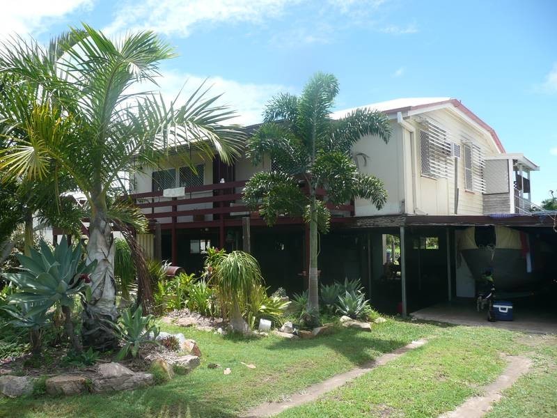 37 Reynolds Street, Bowen QLD 4805