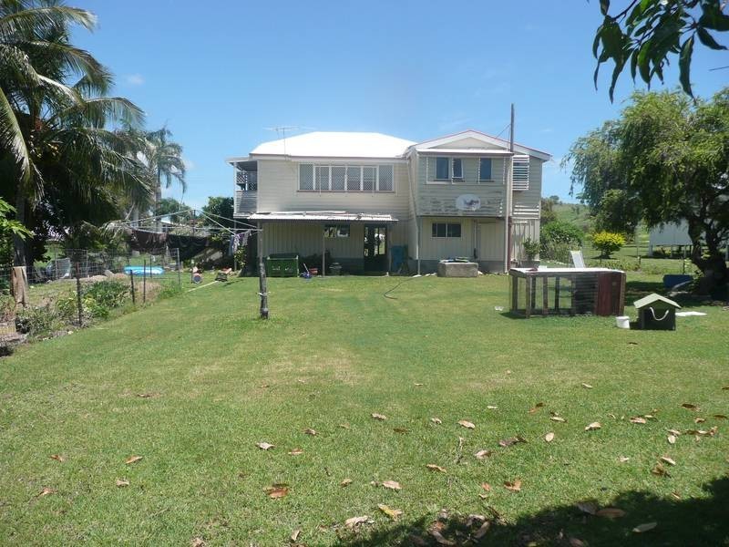 37 Reynolds Street, Bowen QLD 4805