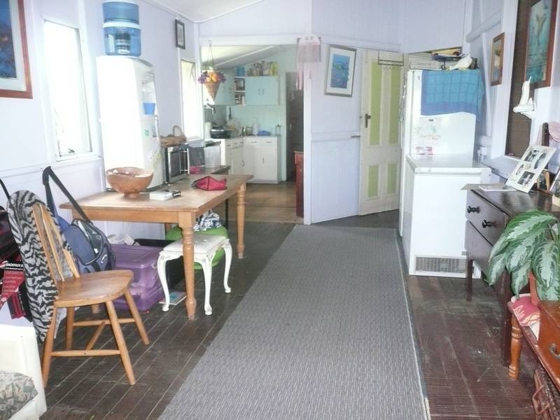 37 Reynolds Street, Bowen QLD 4805