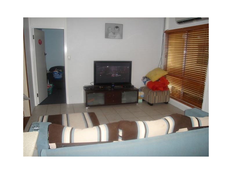 10 Marshall Street, Bowen QLD 4805